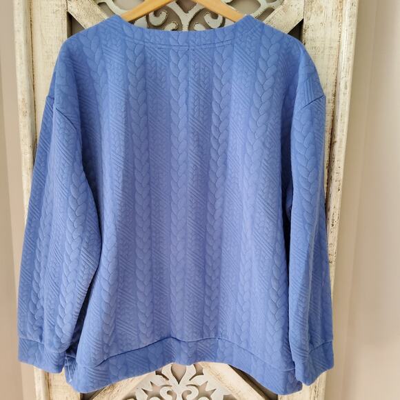 Emily Daniels Women's Long Sleeve Pullover Quilted Button Shoulder Top om Blue - Picture 5 of 5